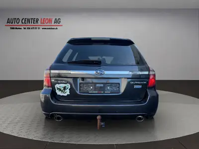 Subaru Outback 2.0D AWD Limited — SUV robuste, diesel économe, toit panoramique — tableau de bord