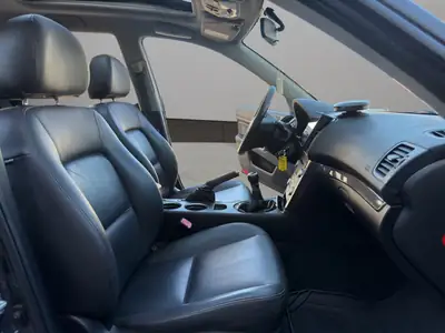 Subaru Outback 2.0D AWD Limited — SUV robuste, diesel économe, toit panoramique — Miniature 17