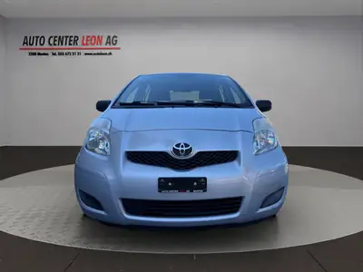 Toyota Yaris 1.0 Style 2009 — Citadine fiable, sans accident, climatisée — vue extérieure