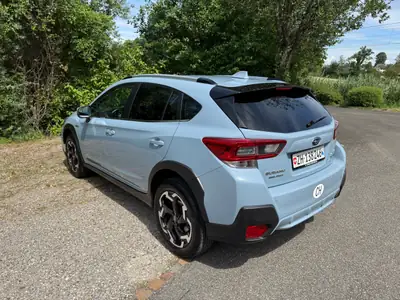 Subaru XV 2.0i e-Boxer Swiss Plus — SUV hybride compact, 44'000 km seulement — vista posteriore