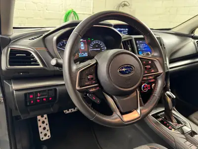 Subaru XV 2.0i e-Boxer Swiss Plus — SUV hybride compact, 44'000 km seulement — Miniatura 14