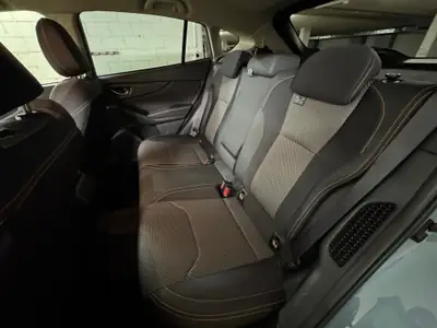 Subaru XV 2.0i e-Boxer Swiss Plus — SUV hybride compact, 44'000 km seulement — Miniatura 18