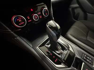 Subaru XV 2.0i e-Boxer Swiss Plus — SUV hybride compact, 44'000 km seulement — Miniatura 17