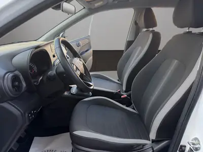 Hyundai i10 1.0 Origo — Citadine économique et fiable, quasi neuve — Miniature 9