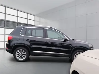 VW Tiguan 2.0 TDI BlueMotion — SUV robuste, tout-terrain, moteur économe et fiable — Miniature 15