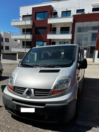 Renault Trafic 2.0 dCi 114 — Utilitaire robuste, 320 000 km, sans sinistre — Außenansicht