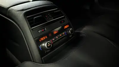 BMW 640d F06 Grand Coupé — Élégance diesel, 313 ch et design exclusif — Miniatur 9