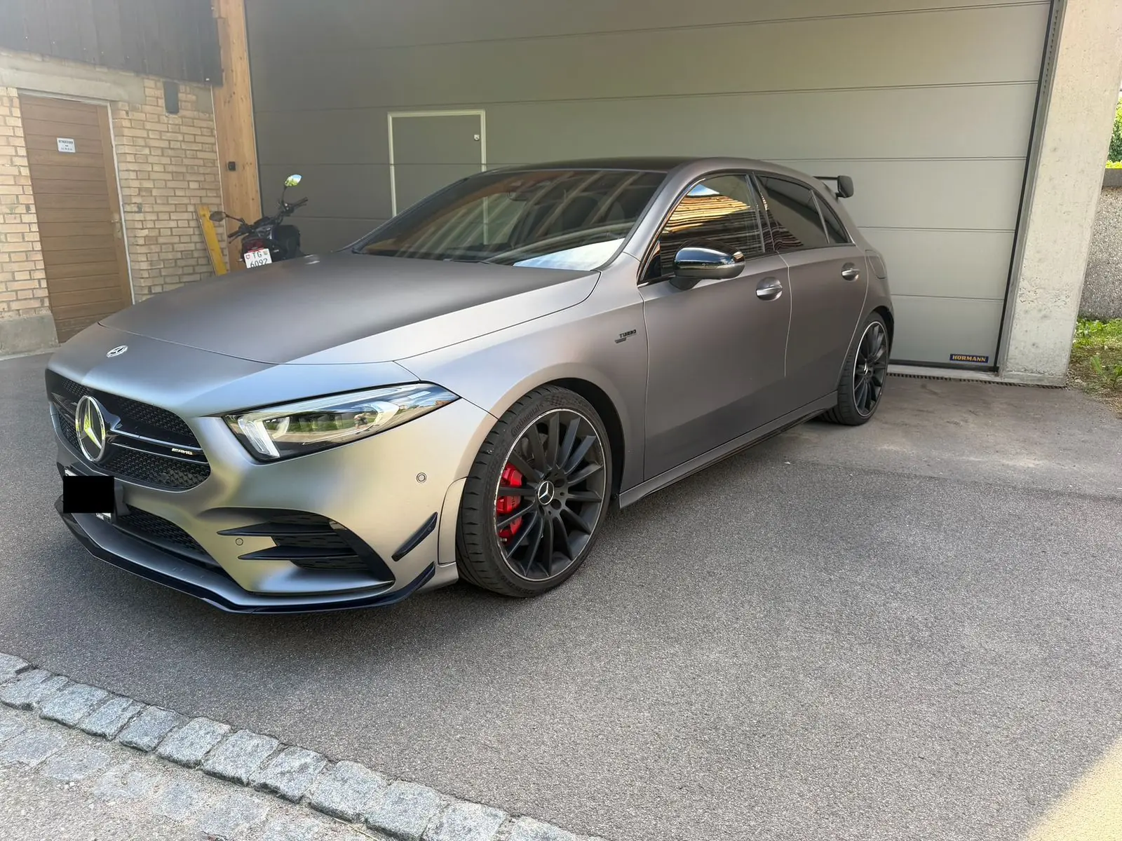 Mercedes-AMG A 35 4MATIC — Berline sportive haute performance, 85 000 km seulement