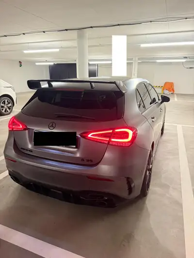 Mercedes-AMG A 35 4MATIC — Berline sportive haute performance, 85 000 km seulement — Thumbnail 11
