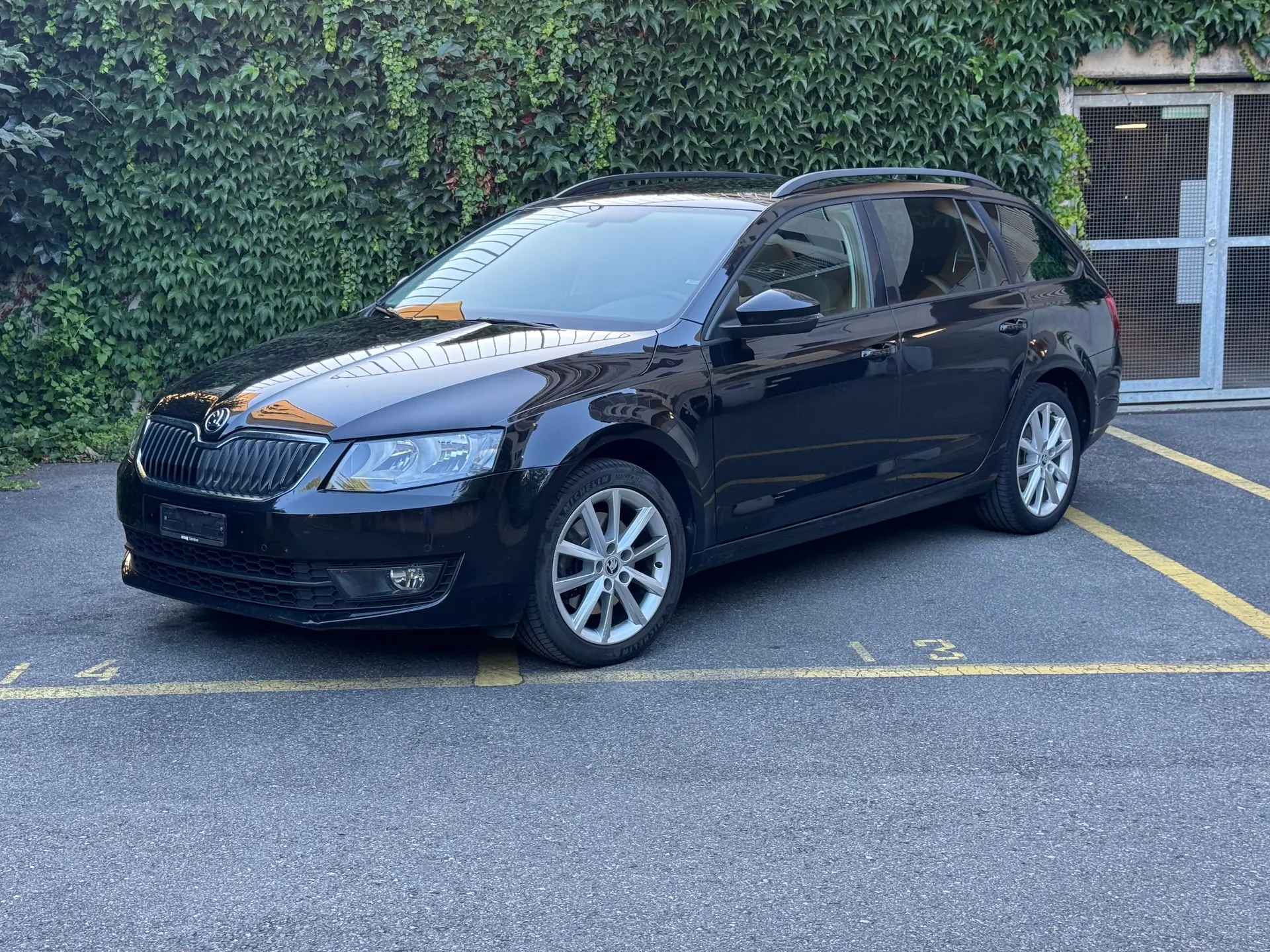 Skoda Octavia 1.8 TSI Swiss Joy — Monospace fiable, 155000 km, sans accident