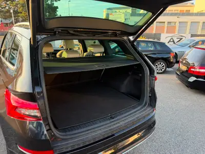 Skoda Kodiaq 2.0 TSI 4x4 L&K — SUV 7 places robuste, garantie 2 ans FULL OPTIONS — Miniatur 24