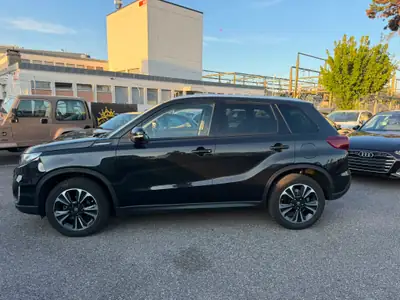 Suzuki Vitara 1.5 Hybrid Edition 35 Top 4x4 — SUV compact hybride, 17'000 km seulement — arrière