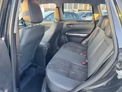 Suzuki Vitara 1.5 Hybrid Edition 35 Top 4x4 — SUV compact hybride, 17'000 km seulement — Miniature 19