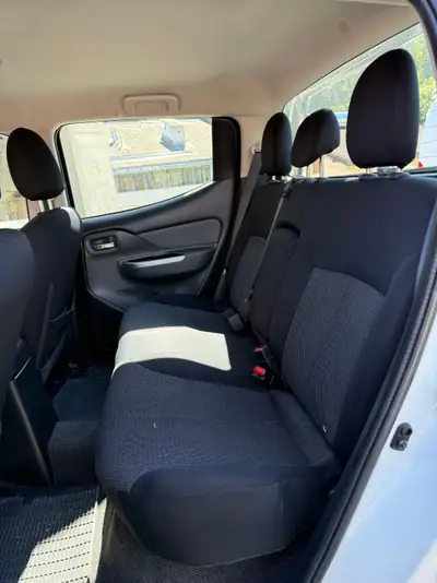 Fiat Fullback LX 2.4 MJ — Pickup 4WD robuste, 83'000 km, sans sinistre — Miniature 11