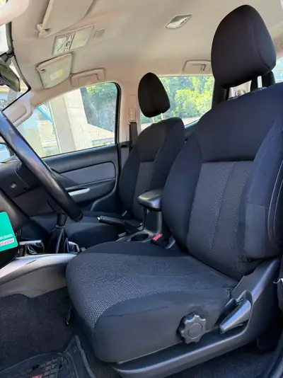 Fiat Fullback LX 2.4 MJ — Pickup 4WD robuste, 83'000 km, sans sinistre — Miniature 14