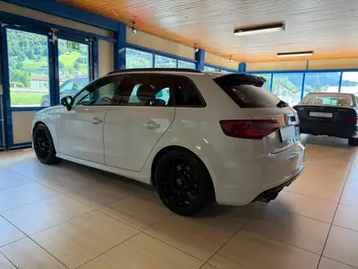 Audi S3 Sportback 2.0 TFSI Quattro — Sportive polyvalente, 301 ch et traction intégrale — Miniatur 9