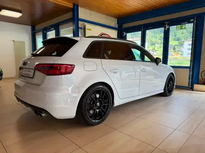 Audi S3 Sportback 2.0 TFSI Quattro — Sportive polyvalente, 301 ch et traction intégrale — Miniatur 13