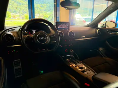 Audi S3 Sportback 2.0 TFSI Quattro — Sportive polyvalente, 301 ch et traction intégrale — Miniatur 17