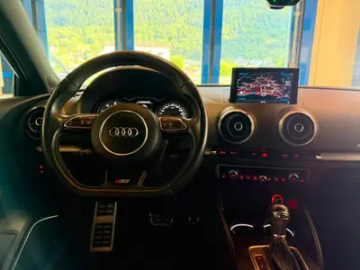 Audi S3 Sportback 2.0 TFSI Quattro — Sportive polyvalente, 301 ch et traction intégrale — Miniatur 19