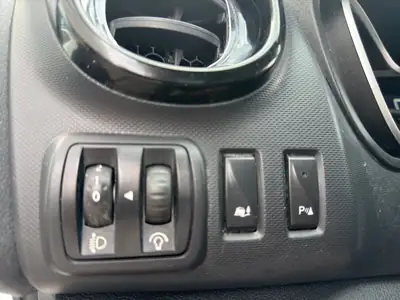 Opel Vivaro 1.6 BiTurbo CDTI — Utilitaire fiable, entretenu, prêt à l'emploi — Miniatur 20