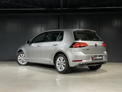 VW Golf 1.5 TSI EVO Comfortline — Berline polyvalente, faible consommation et équipements premium — côté