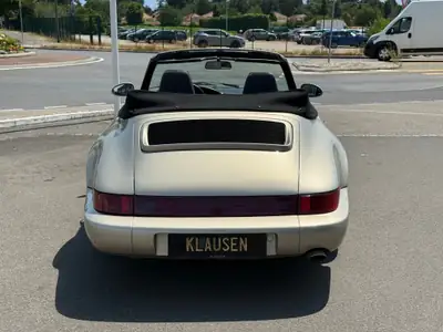 Porsche 911 3.6 Carrera 4 Cabriolet — Roadster mythique des années 90, propulsion intégrale — détail