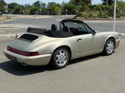 Porsche 911 3.6 Carrera 4 Cabriolet — Roadster mythique des années 90, propulsion intégrale — Miniature 7