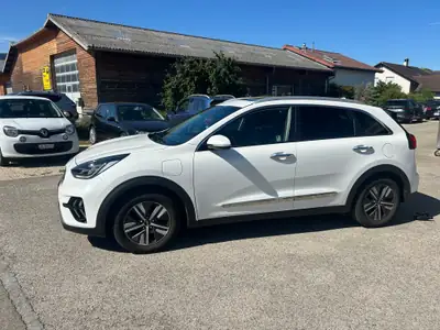 Kia Niro 1.6 GDi Plug-in Hybrid — SUV rechargeable, consommation imbattable — côté