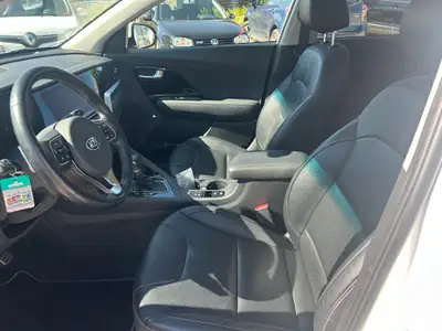 Kia Niro 1.6 GDi Plug-in Hybrid — SUV rechargeable, consommation imbattable — Miniature 8