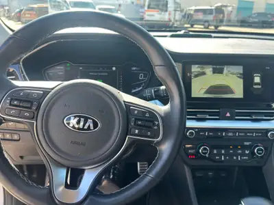 Kia Niro 1.6 GDi Plug-in Hybrid — SUV rechargeable, consommation imbattable — Miniature 10