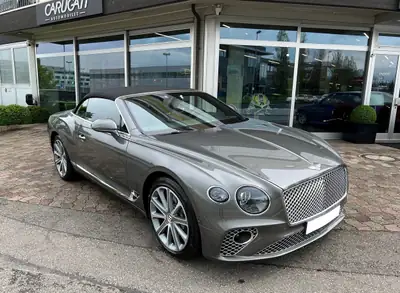 Bentley Continental GTC 6.0 W12 — Cabriolet de luxe, 635 ch, édition Centenary — côté