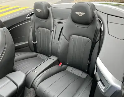 Bentley Continental GTC 6.0 W12 — Cabriolet de luxe, 635 ch, édition Centenary — Miniature 14