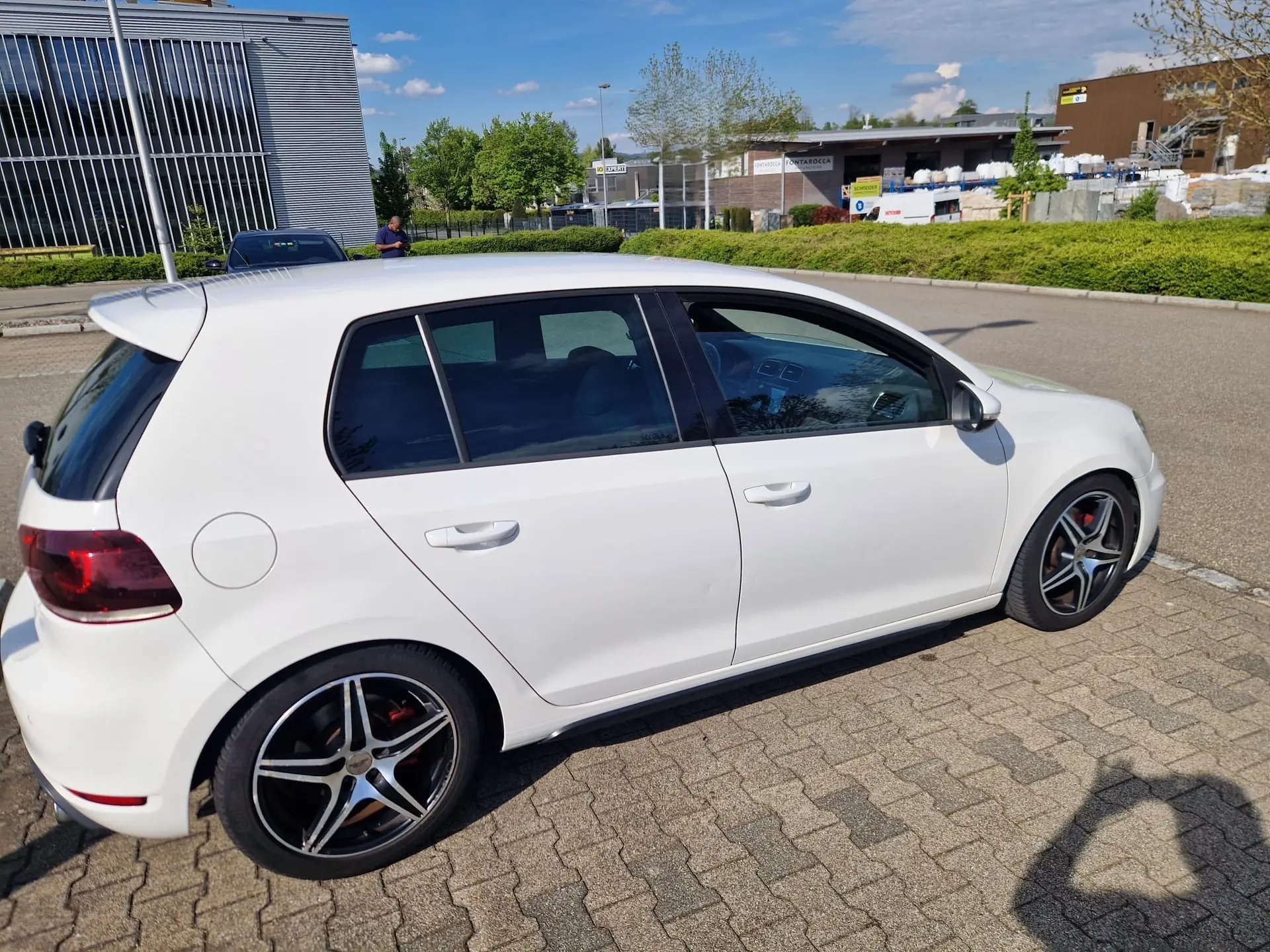 VW Golf 2.0 TSI GTI DSG — Moteur révisé 40'000 km, performance authentique — Außenansicht