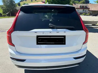 Volvo XC90 T8 TE Ultimate Dark — SUV 7 places hybride rechargeable, 90'000 km — rear view
