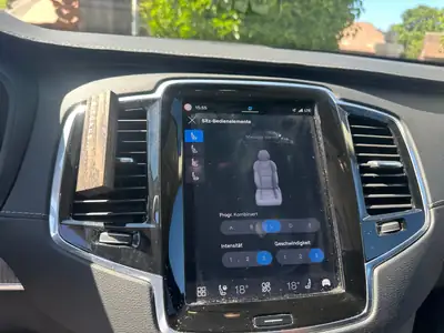 Volvo XC90 T8 TE Ultimate Dark — SUV 7 places hybride rechargeable, 90'000 km — Thumbnail 9
