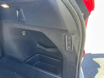 Volvo XC90 T8 TE Ultimate Dark — SUV 7 places hybride rechargeable, 90'000 km — Thumbnail 19