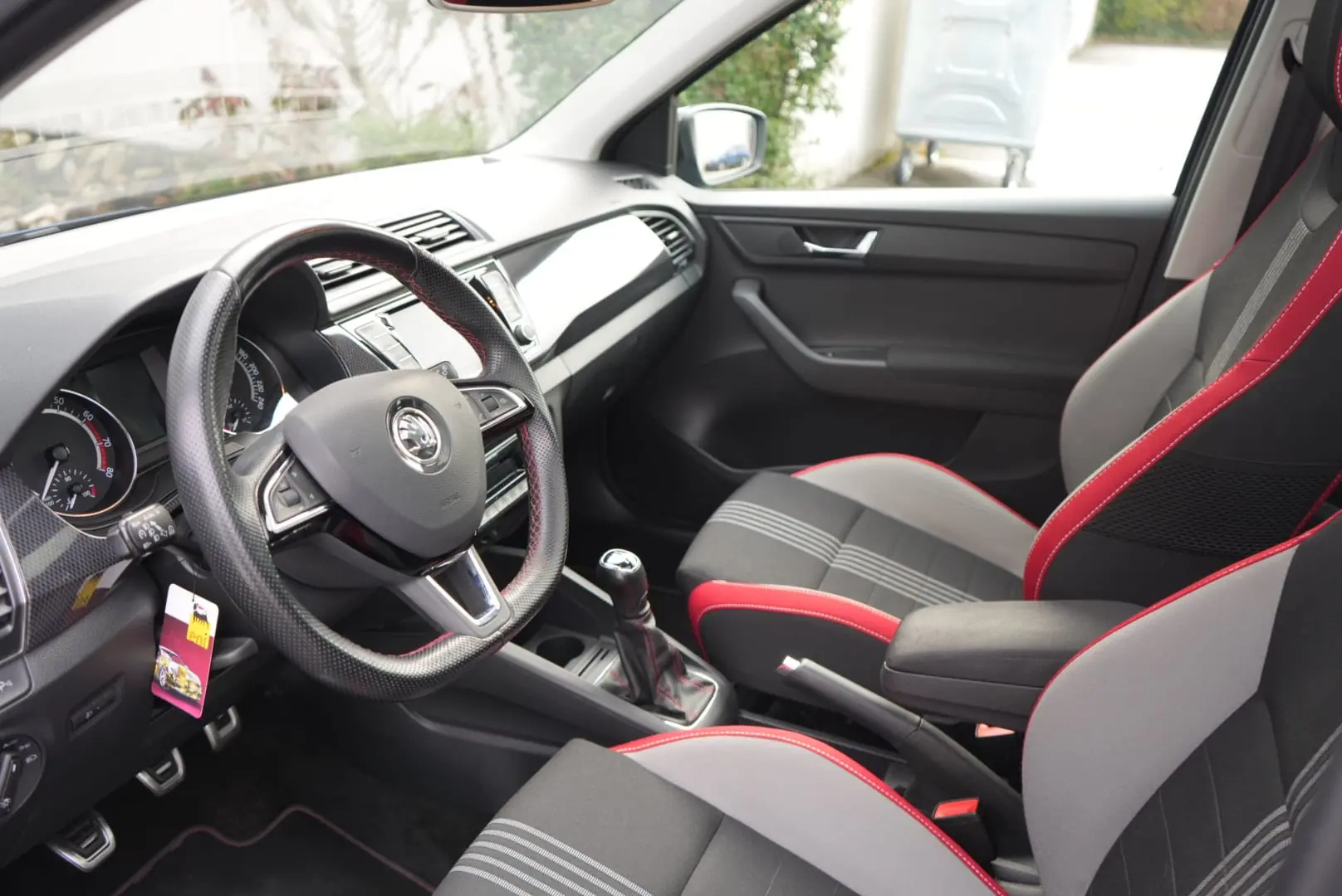 Skoda Fabia 2018 occasion Derendingen — 3