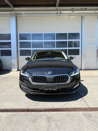 Skoda Octavia 2.0 TDI Ambition — Break diesel fiable, 109'000 km, sans sinistre — Heckansicht