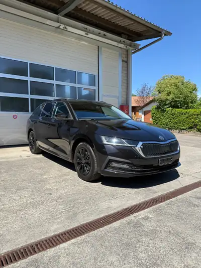 Skoda Octavia 2.0 TDI Ambition — Break diesel fiable, 109'000 km, sans sinistre — Innenraum