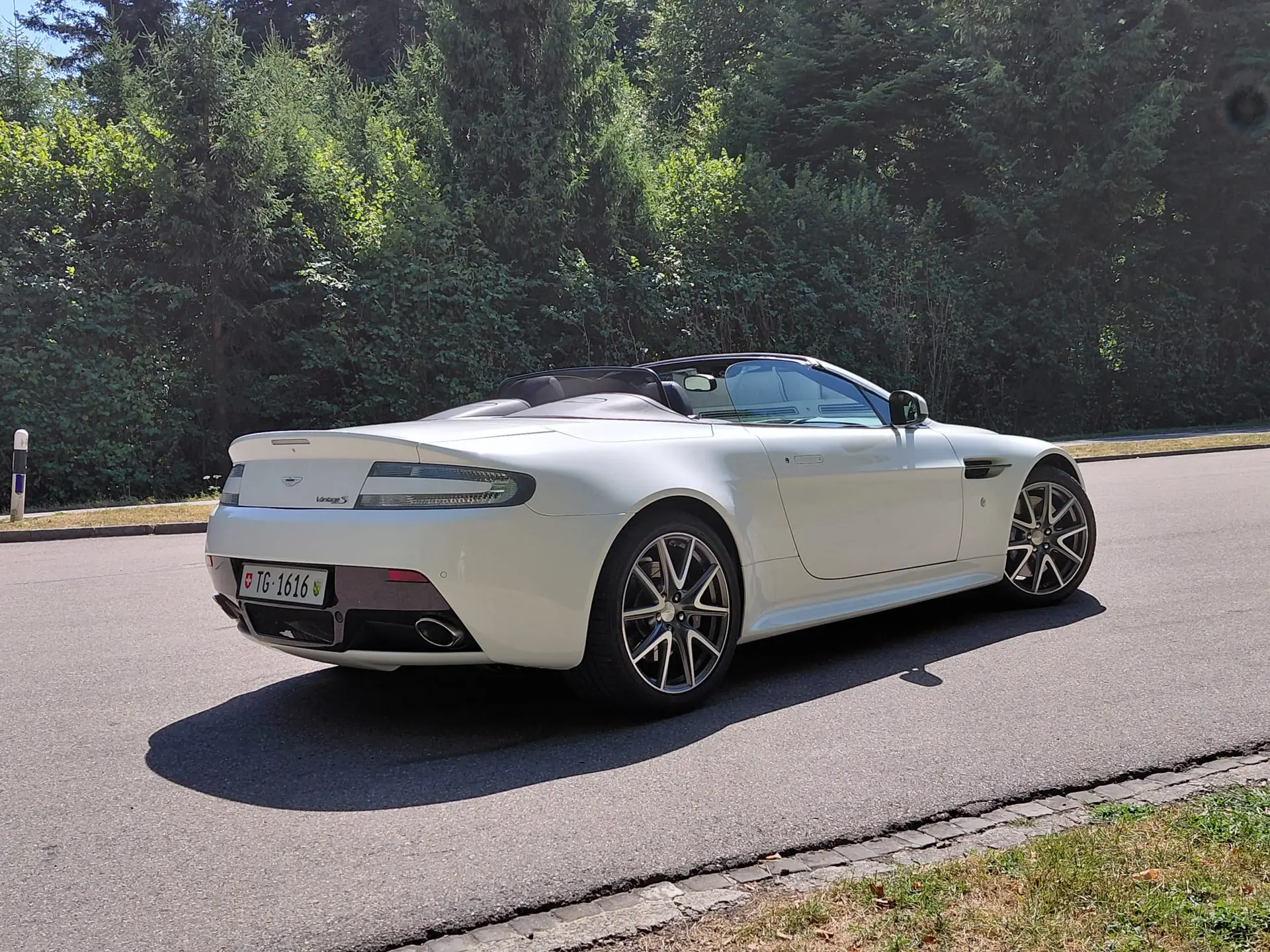 Aston Martin V8 Vantage 2011 occasion Alterswilen — 4