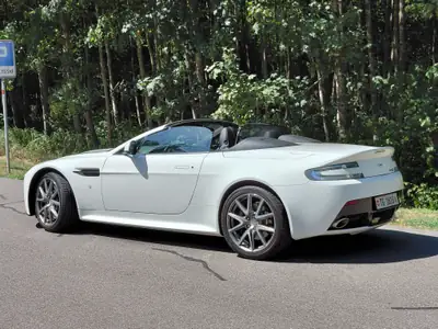 Aston Martin V8 Vantage S Roadster — Cabriolet de prestige 436 ch, 34'000 km — Miniatura 7