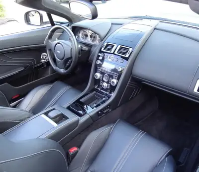 Aston Martin V8 Vantage S Roadster — Cabriolet de prestige 436 ch, 34'000 km — Miniatura 10