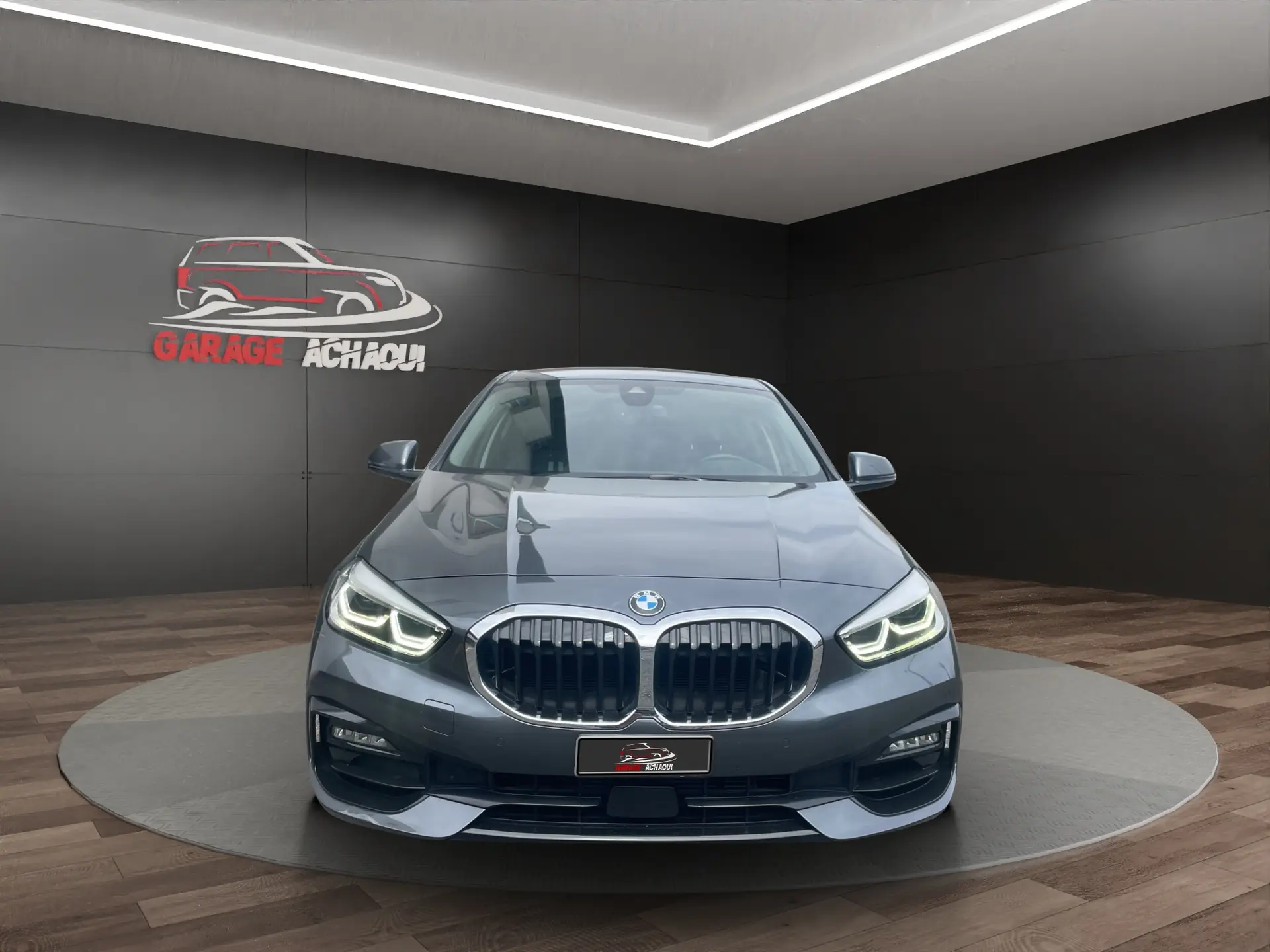 BMW 118i Steptronic Sport Line — Berline dynamique, 82 000 km, garantie 1 an