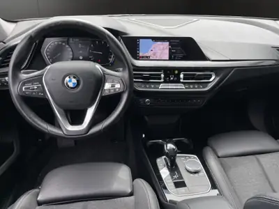 BMW 118i Steptronic Sport Line — Berline dynamique, 82 000 km, garantie 1 an — Miniature 11