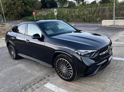 Mercedes-Benz GLC 200 Coupé AMG Line 4MATIC — Hybride léger, design sportif, reprise de lease possible — côté