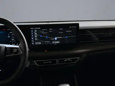 MG HS 1.5 PHEV Luxury — SUV hybride rechargeable, 32 500 km, design premium noir métallisé — Miniatura 14