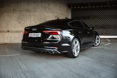 Audi S5 Sportback 3.0 V6 TFSI — Performance quattro, très faible kilométrage, garantie — cruscotto