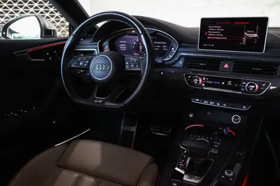Audi S5 Sportback 3.0 V6 TFSI — Performance quattro, très faible kilométrage, garantie — Miniatura 12