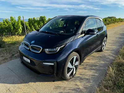 BMW i3 120 Ah — Citadine électrique premium, 49 700 km, état impeccable — vue extérieure