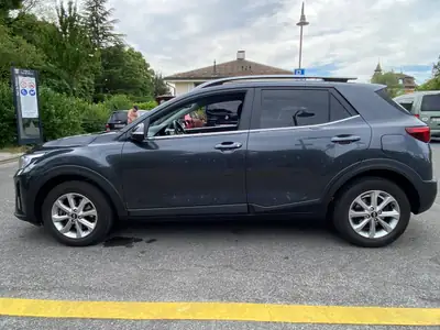Kia Stonic 1.0 T-GDi — Petit SUV dynamique, économe et bien équipé — arrière